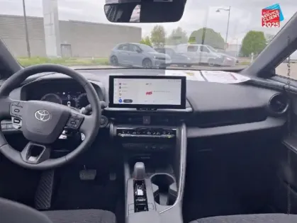 Photo 7 Toyota C-HR  2.0 Hybride Rechargeable 225ch Design NG23