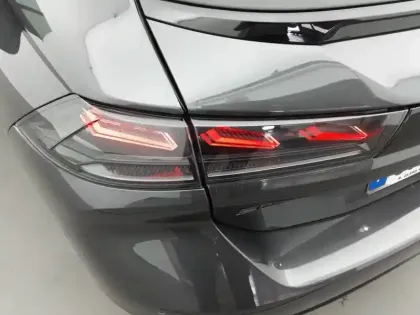 Photo 16 Peugeot 508  SW Hybrid 180 e-EAT8