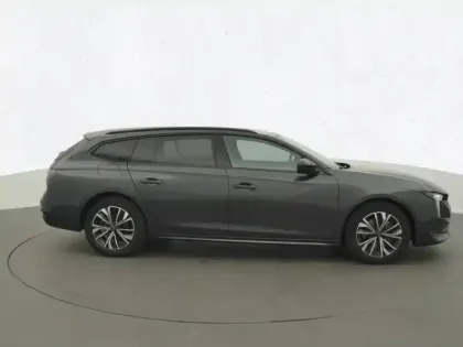 Photo 23 Peugeot 508  SW Hybrid 180 e-EAT8