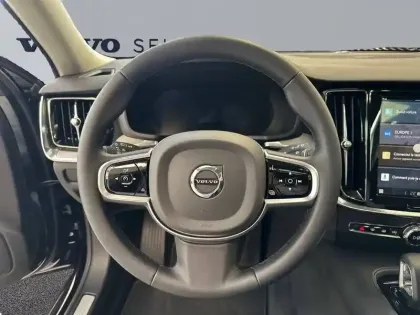 Photo 59 Volvo V60  T6 AWD Hybride Rechargeable 253 ch + 145 ch Geartronic 8