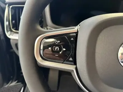 Photo 11 Volvo V60  T6 AWD Hybride Rechargeable 253 ch + 145 ch Geartronic 8