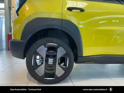 Photo 51 Fiat Grande Panda  e 83ch