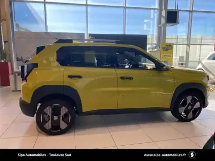 Photo 42 Fiat Grande Panda  e 83ch