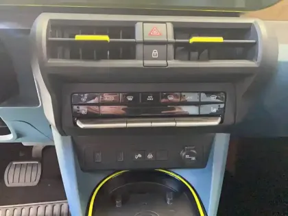 Photo 75 Fiat Grande Panda  e 83ch