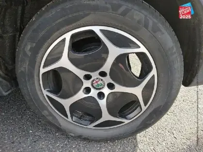 Photo 14 Alfa Romeo Tonale  1.5 Hybrid 130ch Super TCT