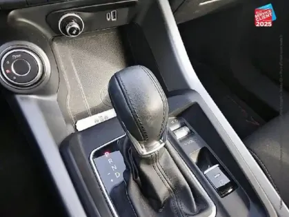 Photo 12 Alfa Romeo Tonale  1.5 Hybrid 130ch Super TCT