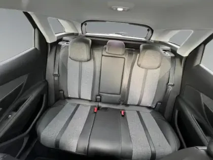 Photo 12 Peugeot 3008  1.2 PureTech 130ch Allure S&S