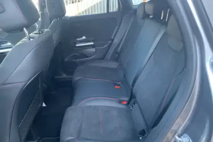 Photo 46 Mercedes GLA  250 e Hybrid EQ 8G-DCT