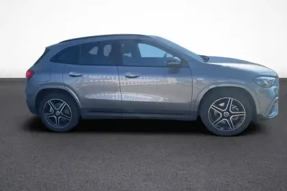 Photo 24 Mercedes GLA  250 e Hybrid EQ 8G-DCT