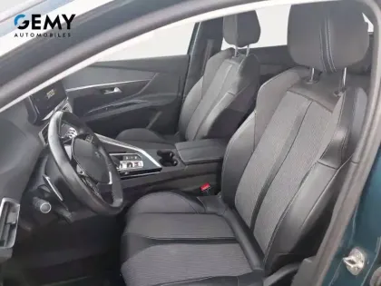 Photo 73 Peugeot 3008  Hybrid 225 e-EAT8