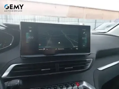 Photo 76 Peugeot 3008  Hybrid 225 e-EAT8