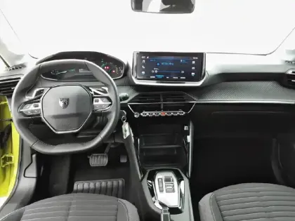 Photo 7 Peugeot 208  Hybrid 100 e-DCS6