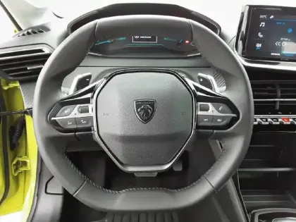 Photo 8 Peugeot 208  Hybrid 100 e-DCS6