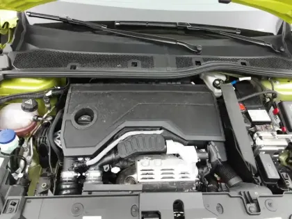 Photo 14 Peugeot 208  Hybrid 100 e-DCS6