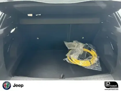 Photo 30 Alfa Romeo Junior  Elettrica 156 ch