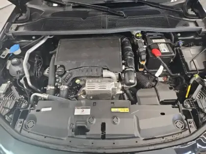 Photo 9 Peugeot 308  1.2 PureTech 130ch S&S Allure Pack EAT8