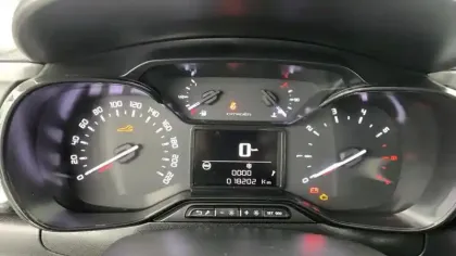 Photo 9 Citroën C3  PureTech 110 BVM6 Plus