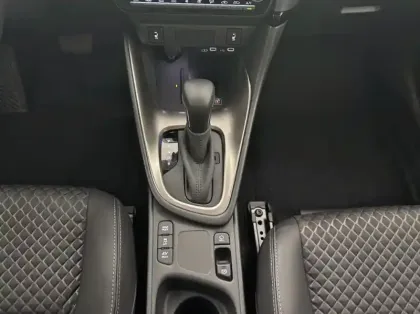 Photo 7 Mazda 2 Hybrid 1.5 116ch Homura 04