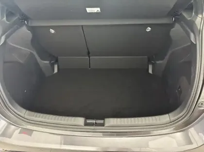 Photo 10 Mazda 2 Hybrid 1.5 116ch Homura 04