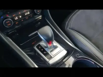 Photo 11 Infiniti Q30  1.6t 156ch Sport DCT7