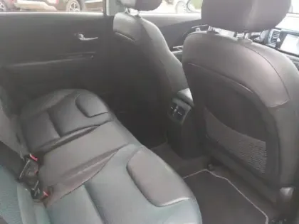 Photo 11 Kia Niro e- Premium 204ch