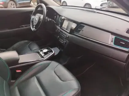 Photo 10 Kia Niro e- Premium 204ch