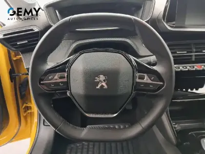 Photo 12 Peugeot 208  Electrique 50 kWh 136ch