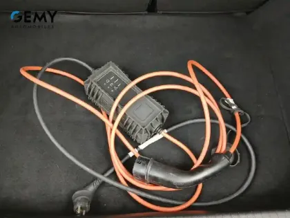 Photo 21 Peugeot 208  Electrique 50 kWh 136ch