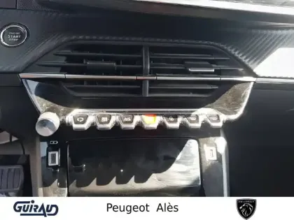 Photo 15 Peugeot 2008  BlueHDi 130 S&S EAT8