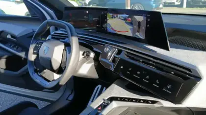 Photo 72 Peugeot 3008  Hybrid 145 e-DCS6