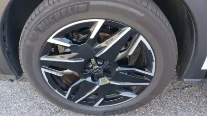 Photo 69 Peugeot 3008  Hybrid 145 e-DCS6