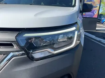 Photo 71 Renault Kangoo  VAN E-TECH ELECTRIQUE FG SESAME L1 AC22/DC80 GSR2