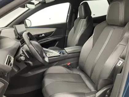 Photo 13 Peugeot 3008  Hybrid 225 e-EAT8