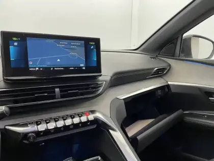 Photo 33 Peugeot 3008  Hybrid 225 e-EAT8