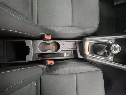 Photo 32 Renault Captur  TCe 90