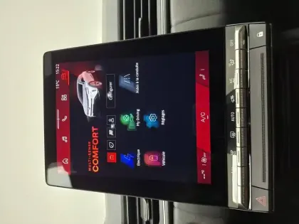 Photo 39 Renault Symbioz  E-Tech full hybrid 145