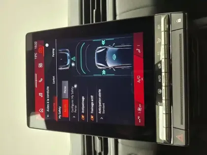 Photo 40 Renault Symbioz  E-Tech full hybrid 145
