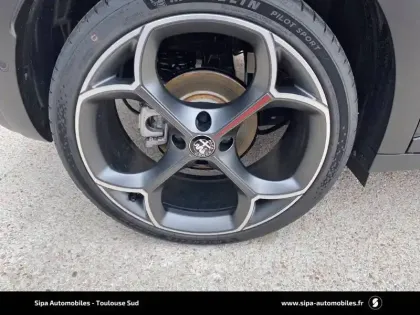 Photo 16 Alfa Romeo Junior  Elettrica 280 ch