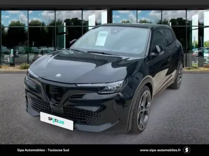 Photo 11 Alfa Romeo Junior  Elettrica 280 ch