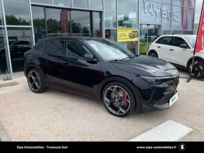 Photo 12 Alfa Romeo Junior  Elettrica 280 ch