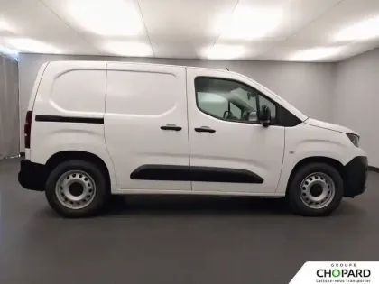 Photo 35 Peugeot Partner E- FOURGON STANDARD 800 KG 136 CH BATTERIE 50 KWH