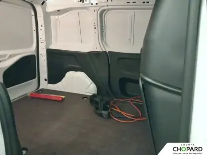 Photo 19 Peugeot Partner E- FOURGON STANDARD 800 KG 136 CH BATTERIE 50 KWH