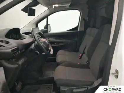 Photo 17 Peugeot Partner E- FOURGON STANDARD 800 KG 136 CH BATTERIE 50 KWH