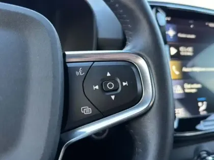 Photo 16 Volvo Xc40  T2 129 ch Geartronic 8