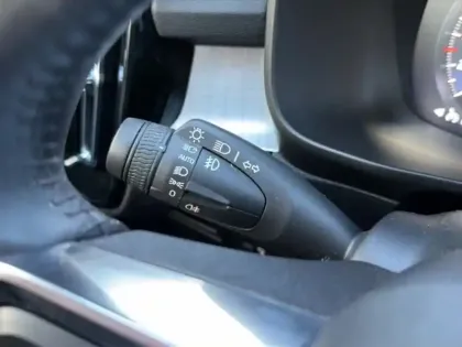 Photo 18 Volvo Xc40  T2 129 ch Geartronic 8