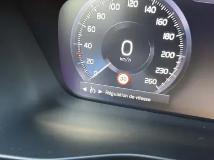 Photo 21 Volvo Xc40  T2 129 ch Geartronic 8