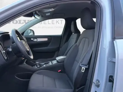 Photo 6 Volvo Xc40  T2 129 ch Geartronic 8