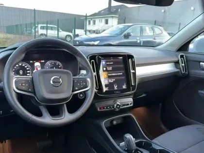 Photo 11 Volvo Xc40  T2 129 ch Geartronic 8