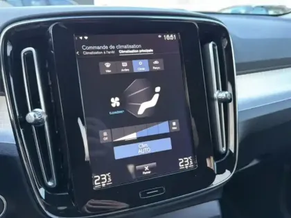 Photo 23 Volvo Xc40  T2 129 ch Geartronic 8