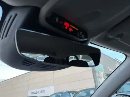 Photo 37 Volvo Xc40  T2 129 ch Geartronic 8